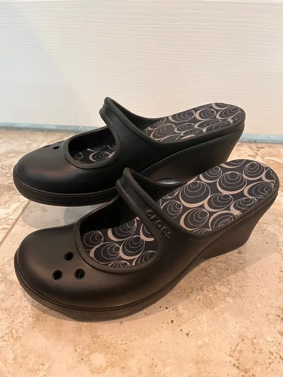 Crocs Frances Mary Jane Wedge Mule Slip On Shoes Black Comfort Women’s Size 9 - Picture 2 of 12